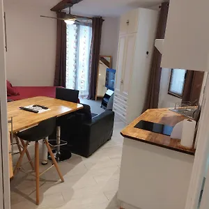 https://studio-meuble-au-pied-du-mercantour.fr-provencehotel.com